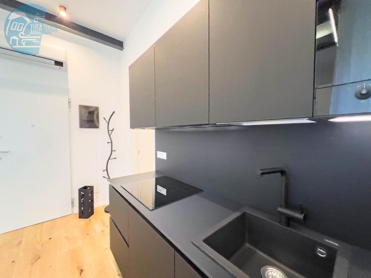 Imbriani 2 Tirabora Short Rent Apartment Trieste Ngoại thất bức ảnh